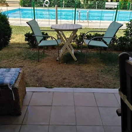 Luxury Apartment With Pool View Xylokastro Extérieur photo