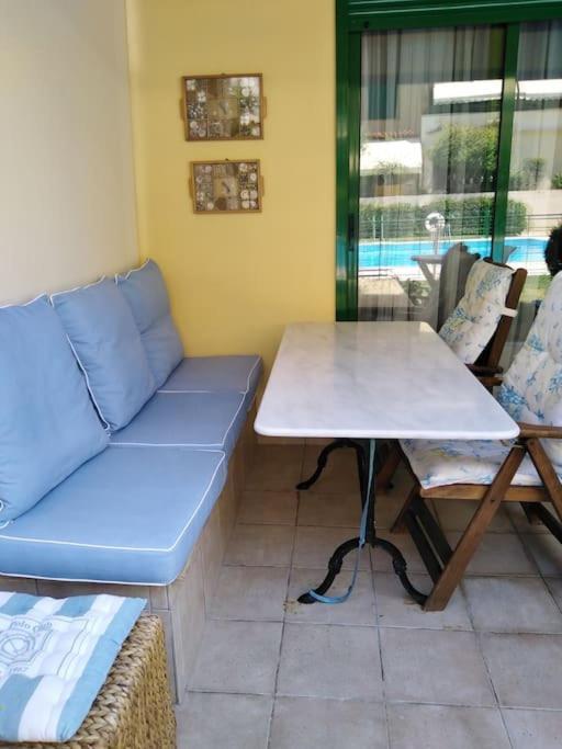 Luxury With Pool View * Xylokastro