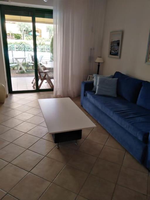 Luxury With Pool View * Xylokastro